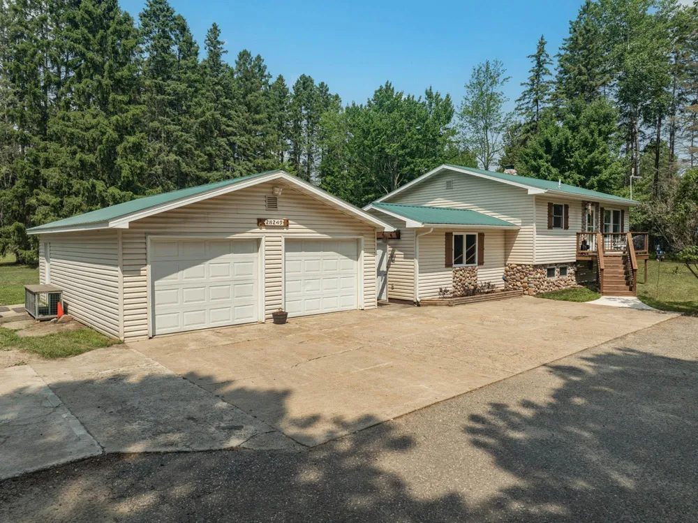 28249 Lost Lake Drive Grand Rapids, MN 55744