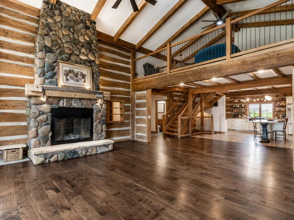1103 Terrasol Lane Kasota, MN 56050