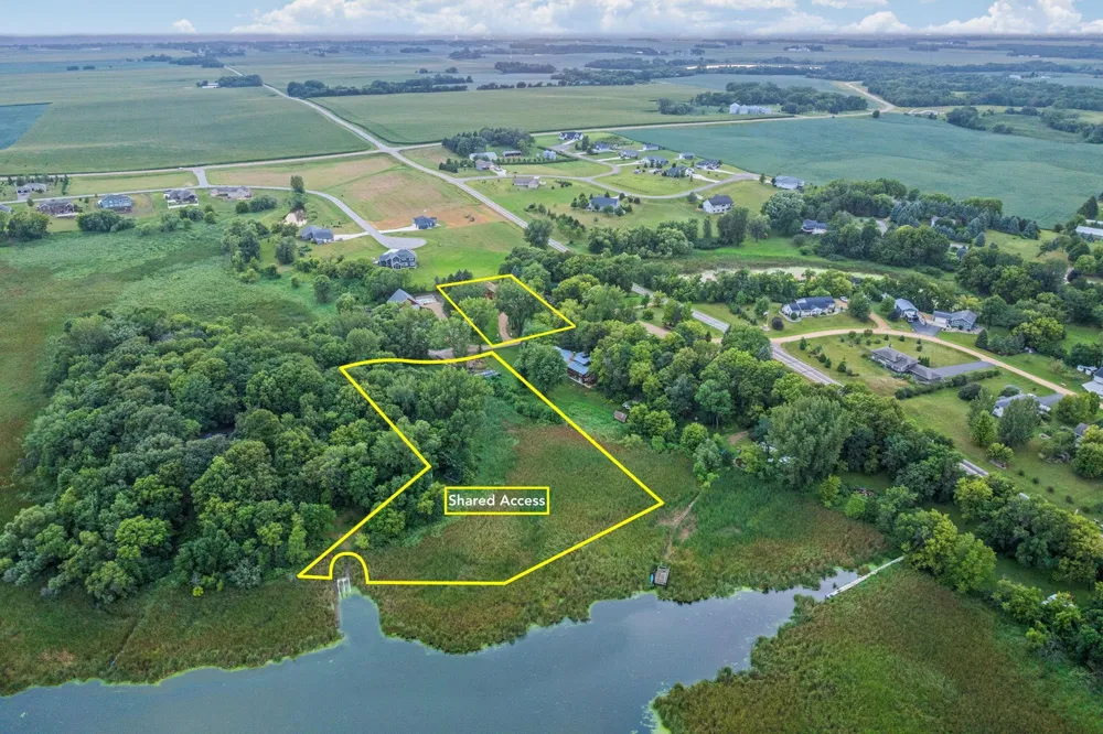 1103 Terrasol Lane Kasota, MN 56050