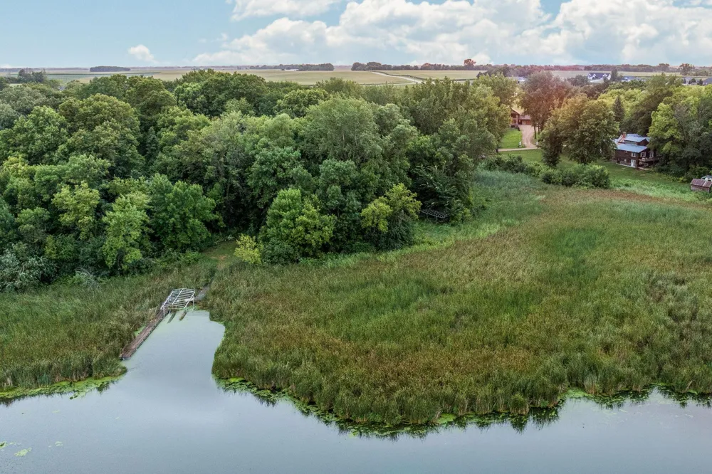 1103 Terrasol Lane Kasota, MN 56050