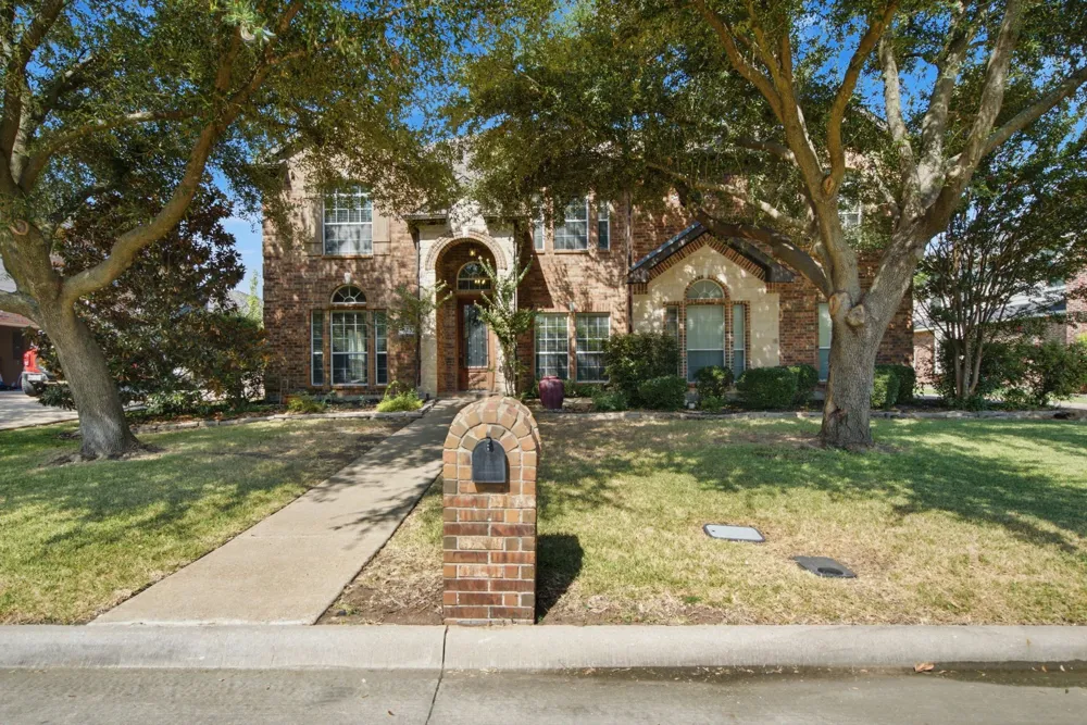 625 Hammond Drive Mansfield, TX 76063
