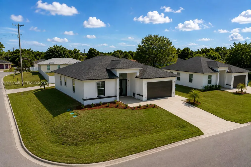 2513 69th Lehigh Acres, FL 33971