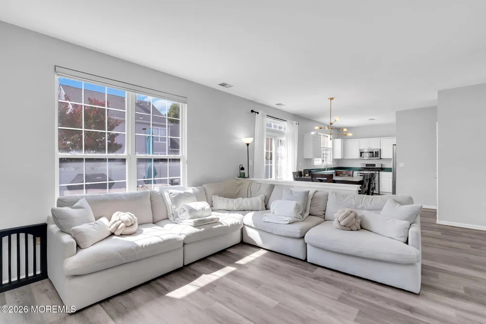 19 Vanderveer Road Freehold, NJ 07728