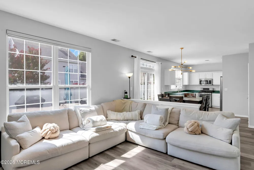 19 Vanderveer Road Freehold, NJ 07728