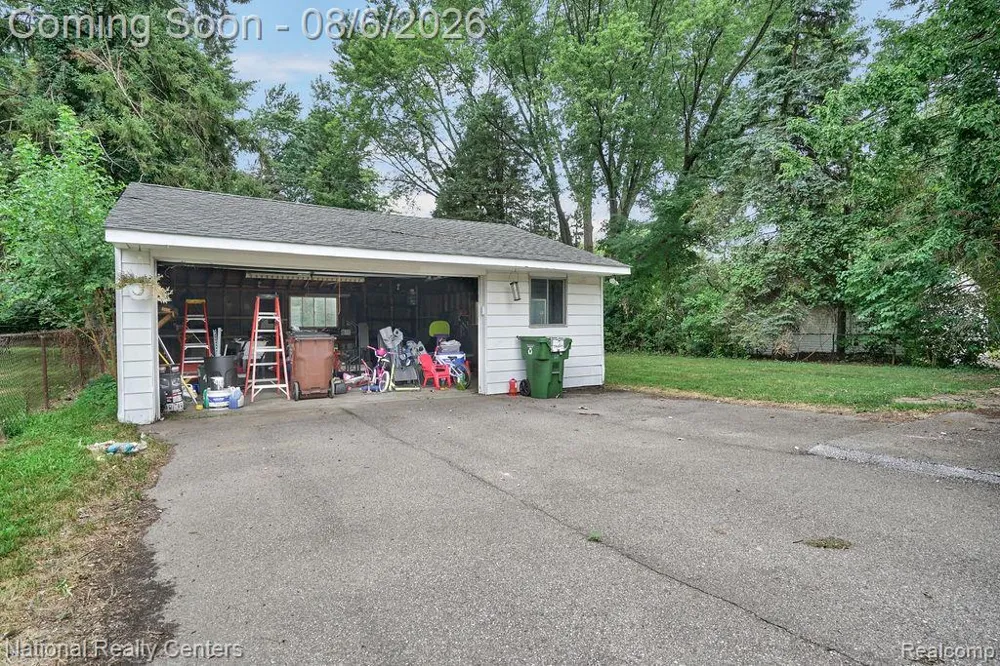 8345 21 Mile Road Shelby Charter Township, MI 48317