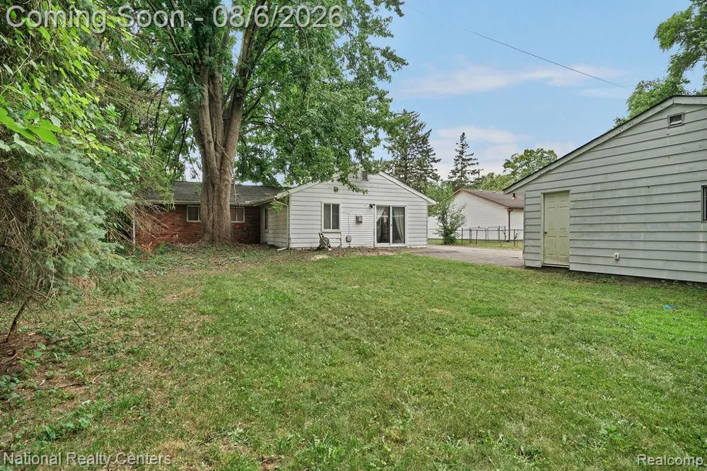 8345 21 Mile Road Shelby Charter Township, MI 48317