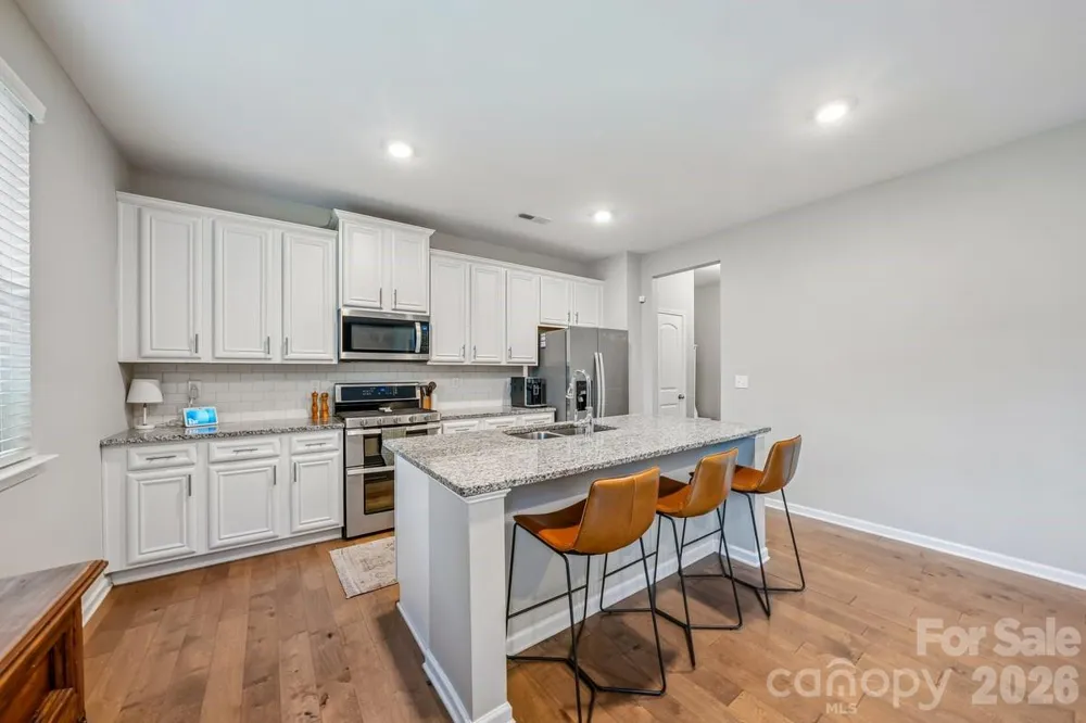 1809 Shelbourne Way Fort Mill, SC 29707