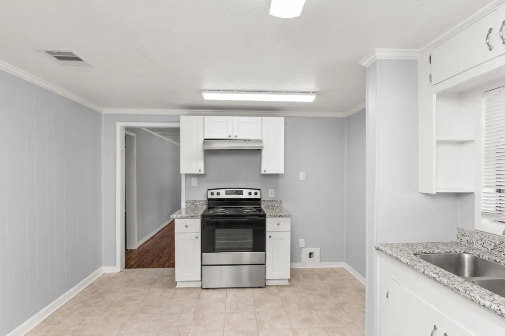 203 S Fig Street Sweeny, TX 77480