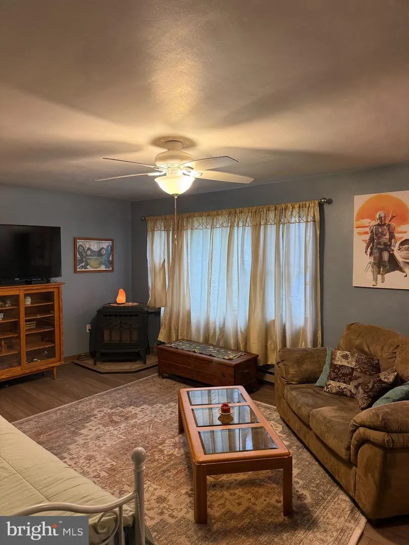 1217 CAMERON AVENUE Tyrone, PA 16686