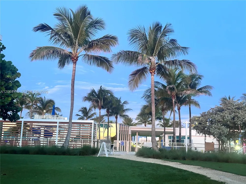 9225 Collins Ave #1407 Surfside, FL 33154