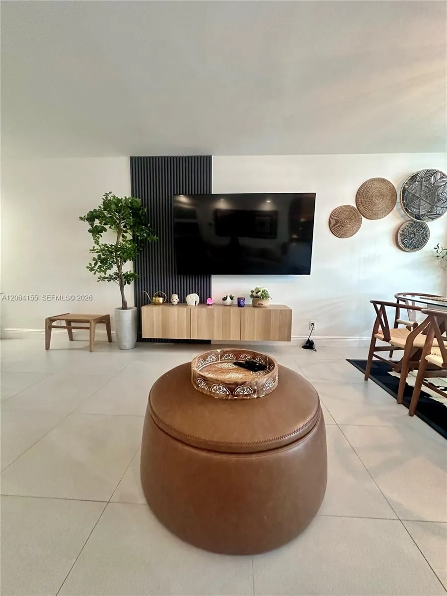 9225 Collins Ave #1407 Surfside, FL 33154