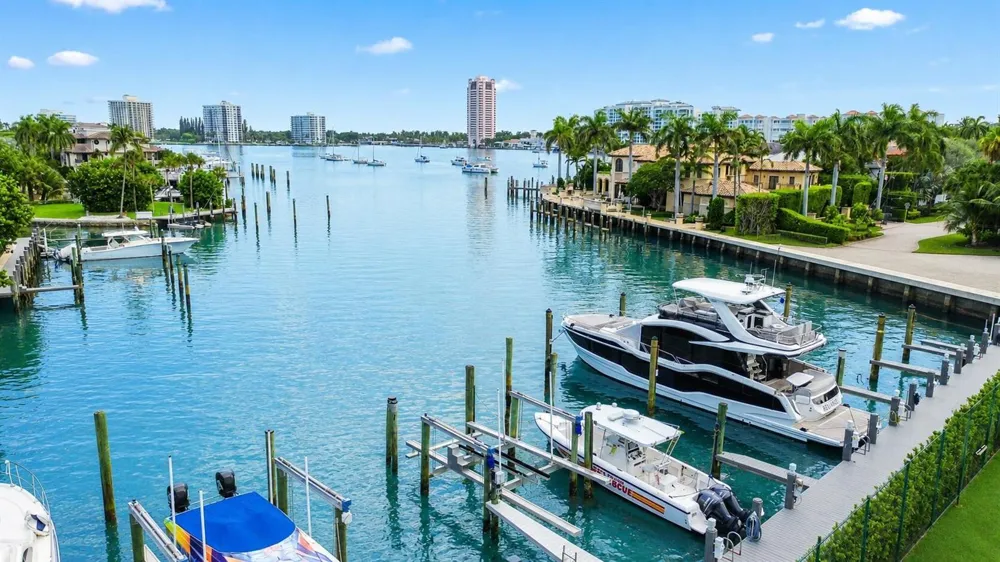 250 S OCEAN BOULEVARD #15D Boca Raton, FL 33432