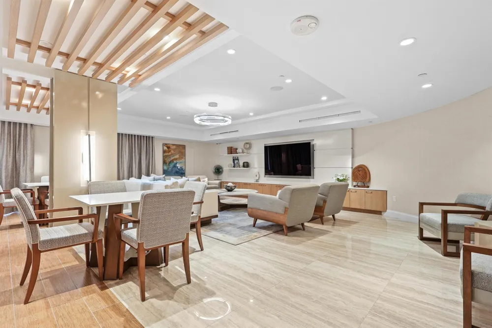250 S OCEAN BOULEVARD #15D Boca Raton, FL 33432