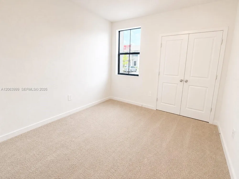 1381 NE 4th Ave #1381 Florida City, FL 33034