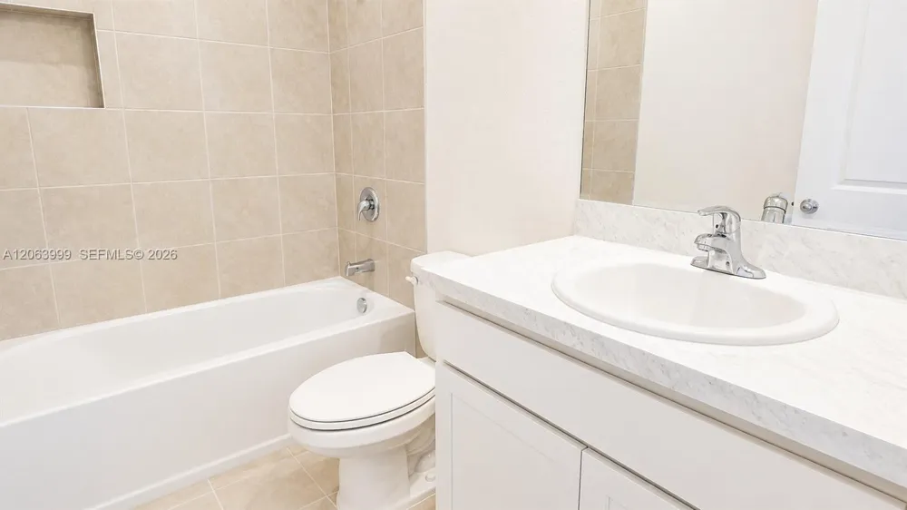 1381 NE 4th Ave #1381 Florida City, FL 33034