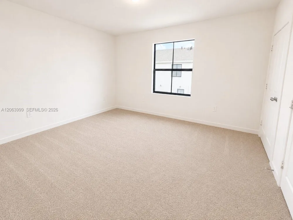 1381 NE 4th Ave #1381 Florida City, FL 33034
