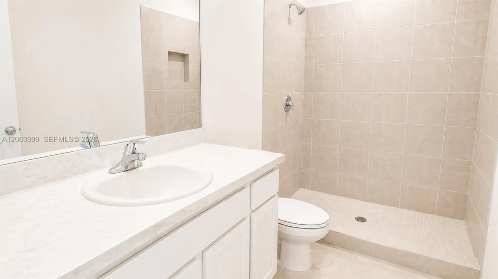 1381 NE 4th Ave #1381 Florida City, FL 33034