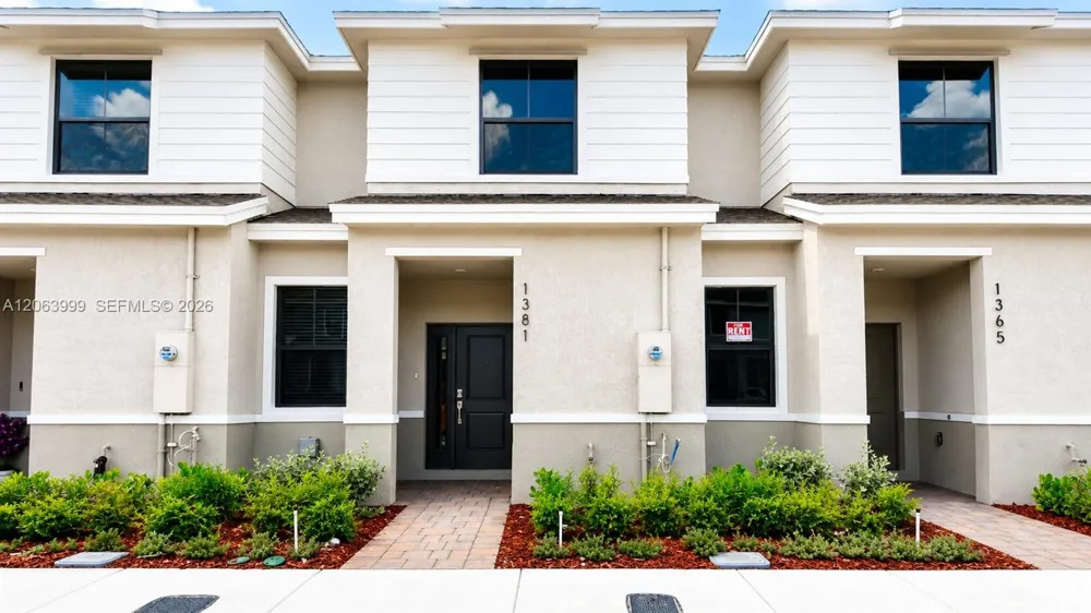 1381 NE 4th Ave #1381 Florida City, FL 33034