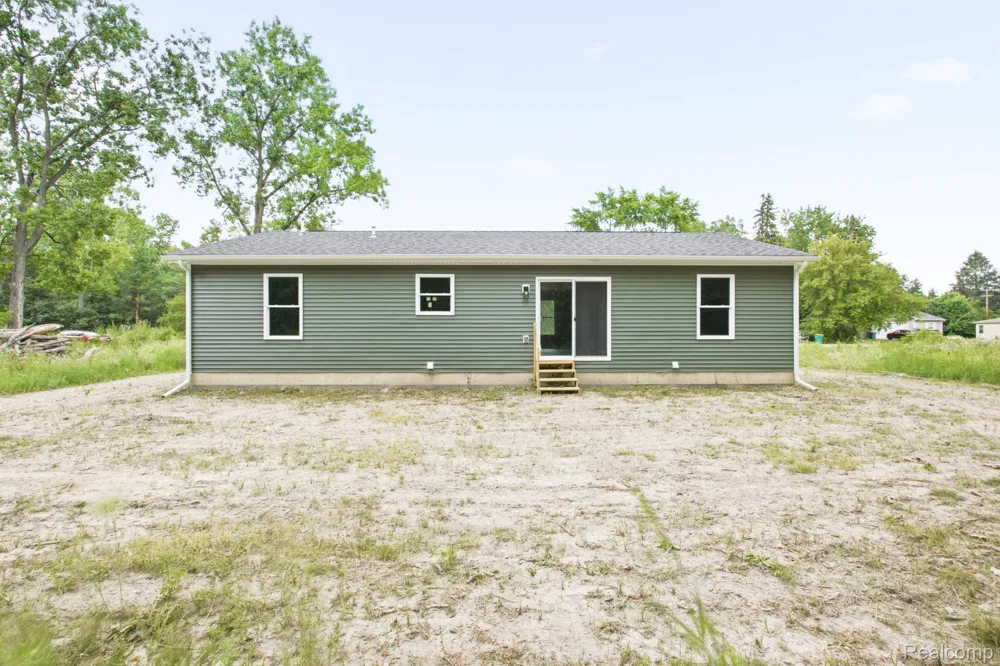 1047 39th Street Port Huron Charter Township, MI 48060