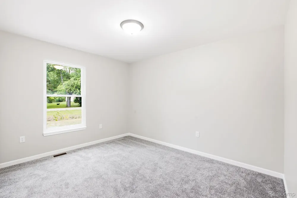 1047 39th Street Port Huron Charter Township, MI 48060