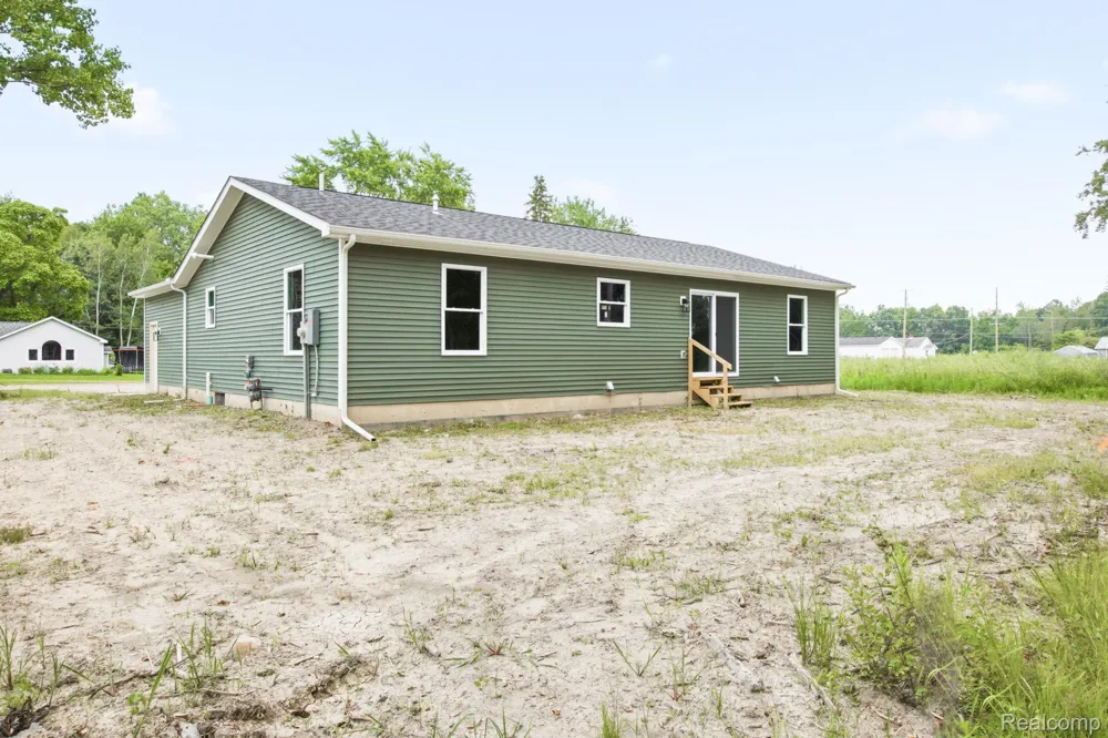 1047 39th Street Port Huron Charter Township, MI 48060