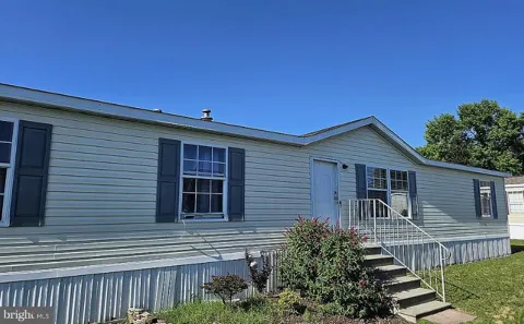 26190 SCHOONER LANE