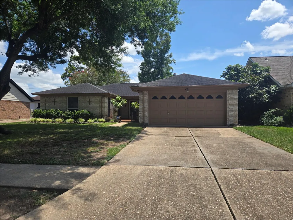 4314 Terlingua Street Pasadena, TX 77504
