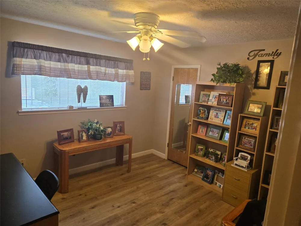 4314 Terlingua Street Pasadena, TX 77504