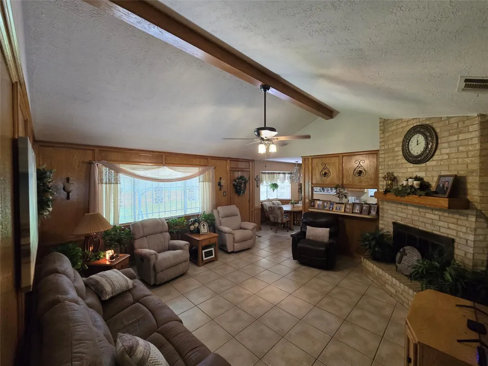 4314 Terlingua Street Pasadena, TX 77504