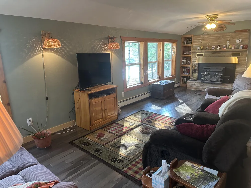 12204 Middle River Road Naubinway, MI 49762