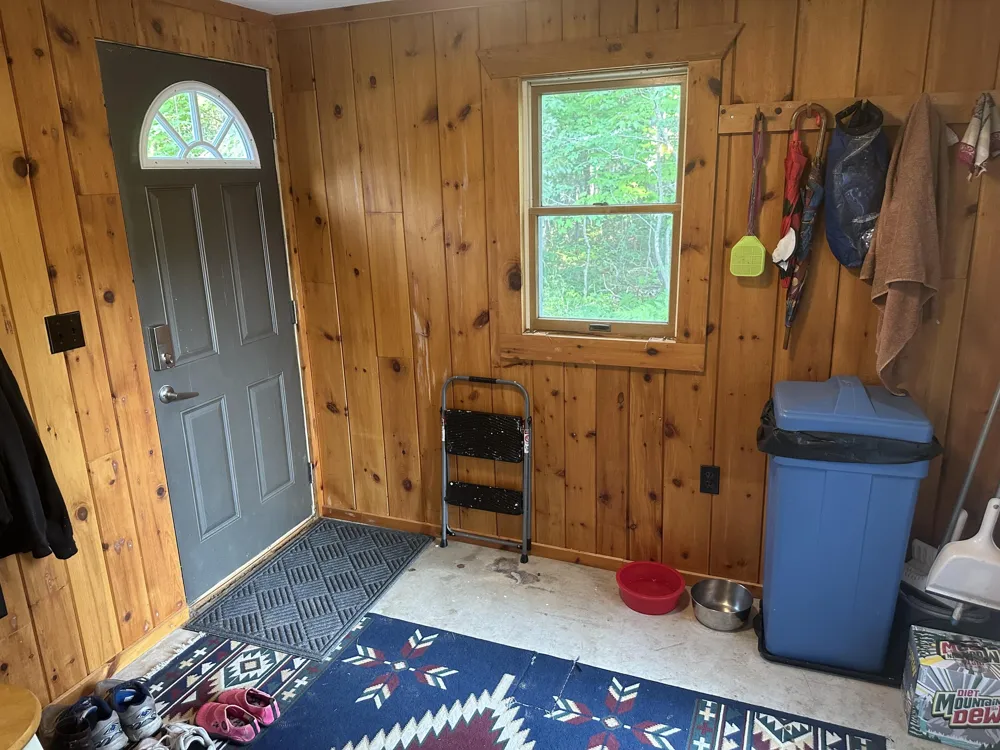 12204 Middle River Road Naubinway, MI 49762