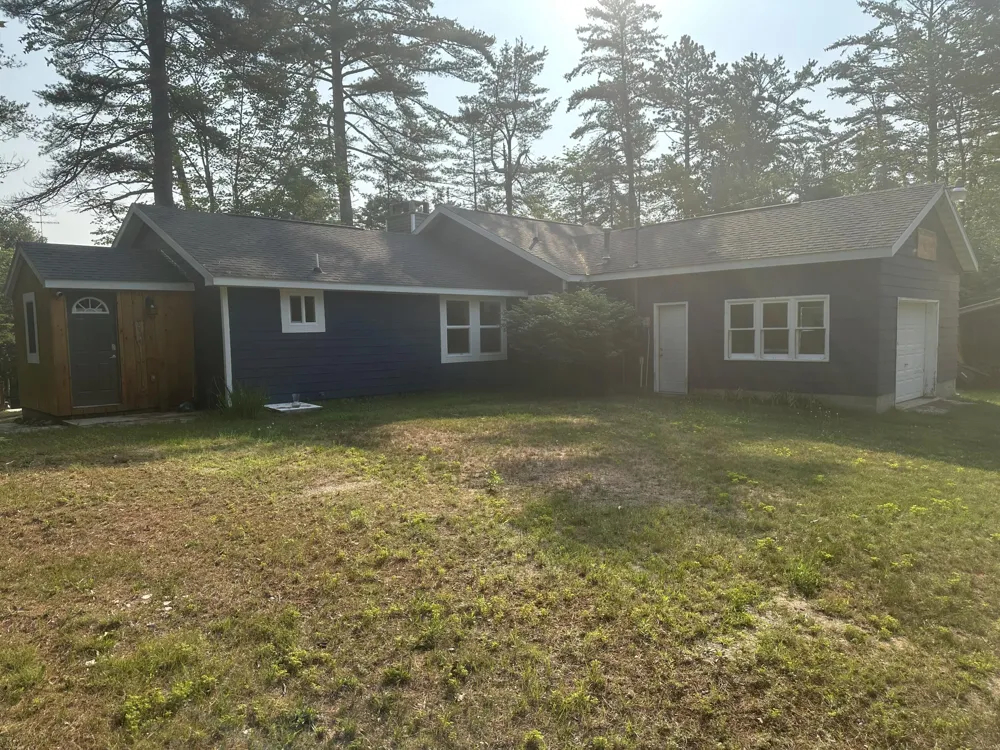 12204 Middle River Road Naubinway, MI 49762