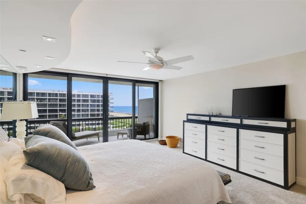 2660 S Ocean Blvd #503S Palm Beach, FL 33480