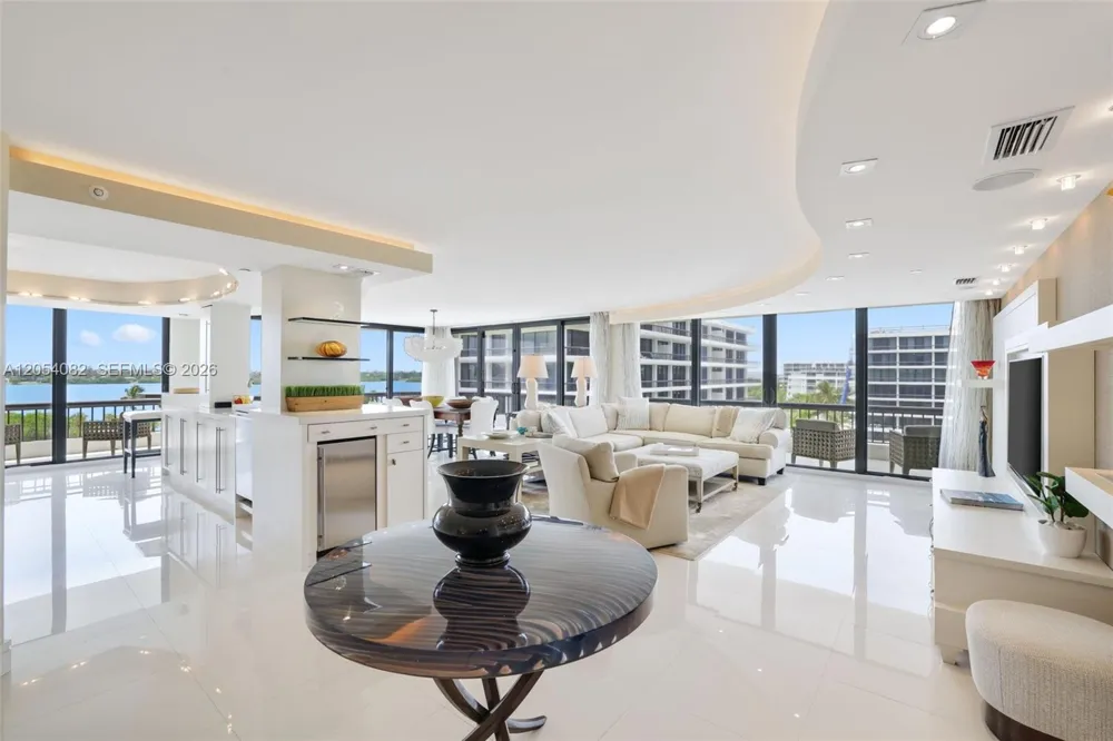 2660 S Ocean Blvd #503S Palm Beach, FL 33480