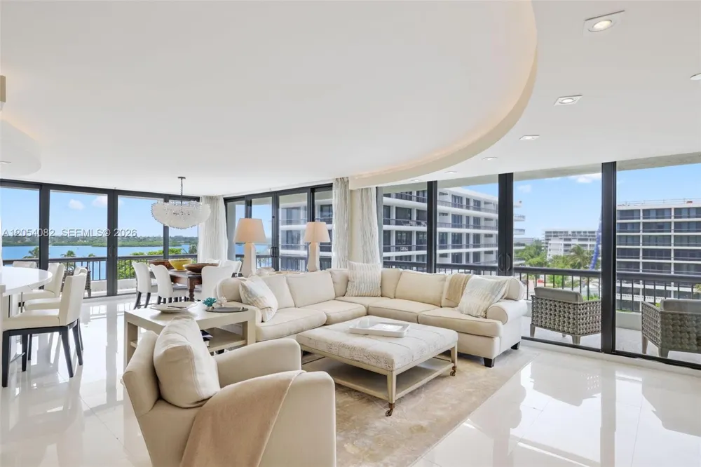 2660 S Ocean Blvd #503S Palm Beach, FL 33480