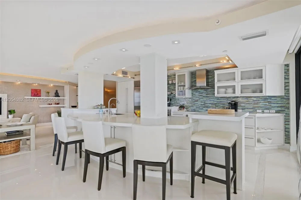 2660 S Ocean Blvd #503S Palm Beach, FL 33480