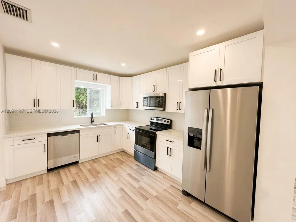 10860 SW 217th Ter Miami, FL 33170