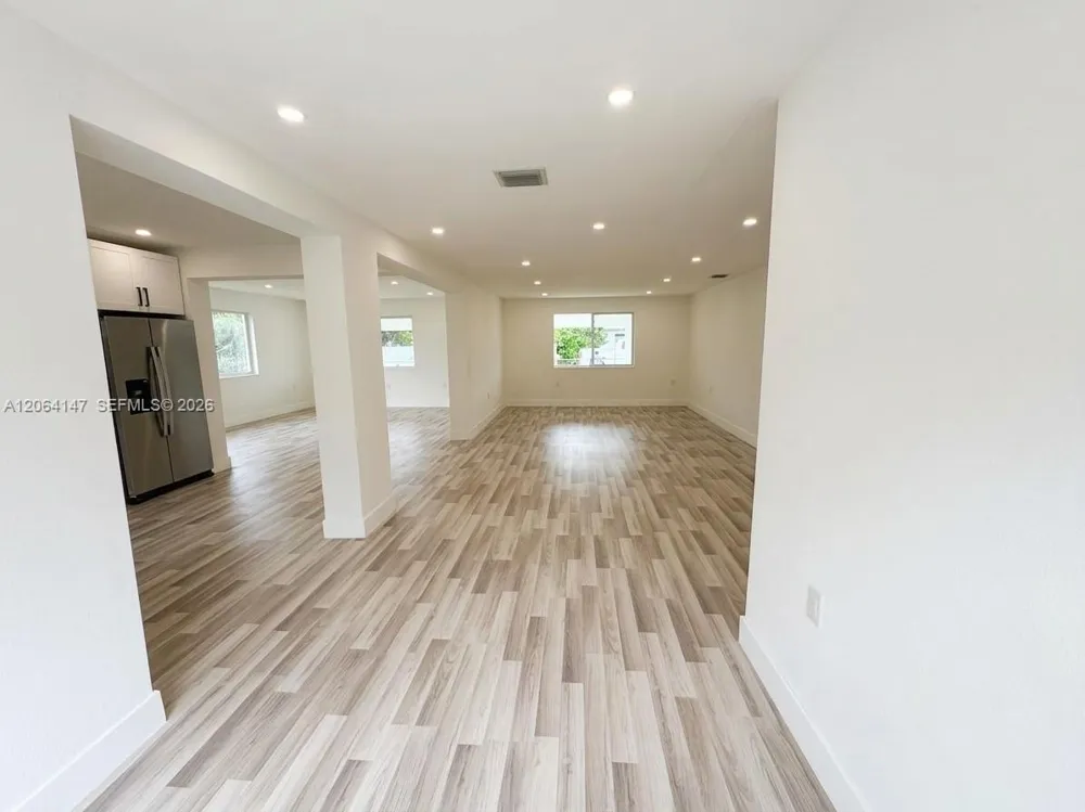 10860 SW 217th Ter Miami, FL 33170