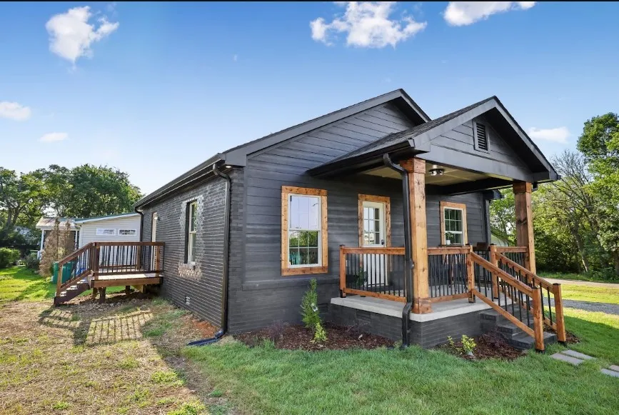 927 Fisher St Lewisburg, TN 37091