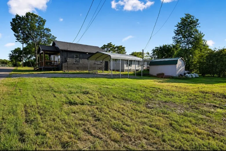 927 Fisher St Lewisburg, TN 37091