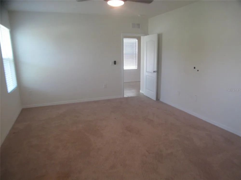 599 AUTUMN STREAM DRIVE Auburndale, FL 33823