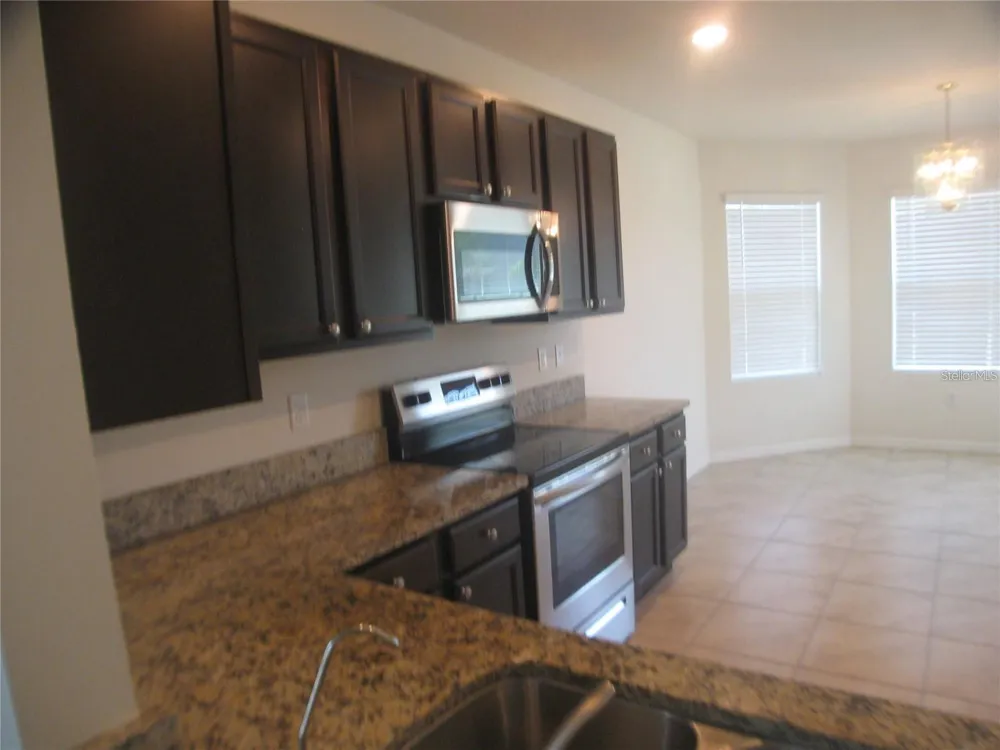 599 AUTUMN STREAM DRIVE Auburndale, FL 33823