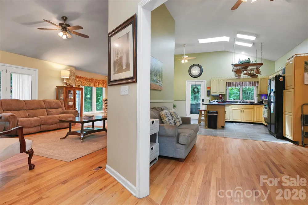 149 Tucked In Lane Brevard, NC 28712