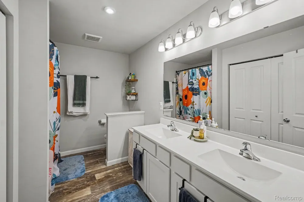 9324 Pine Walk Pass Argentine Township, MI 48451