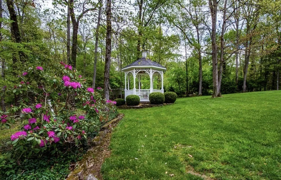 554 Halstead Dr Crossville, TN 38555