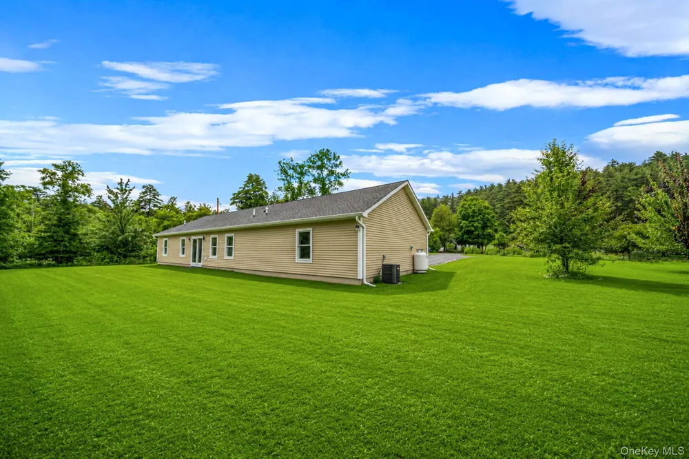 2 Vernooy Drive Wawarsing, NY 12489