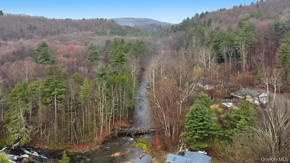 2 Vernooy Drive Wawarsing, NY 12489