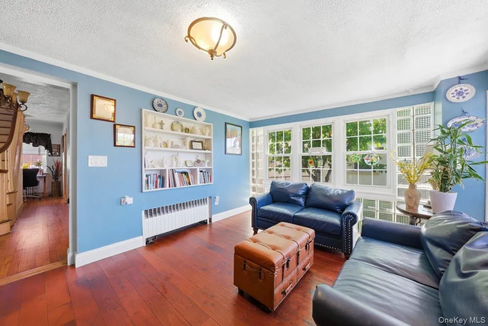 51 Cumberland Drive Yonkers, NY 10704