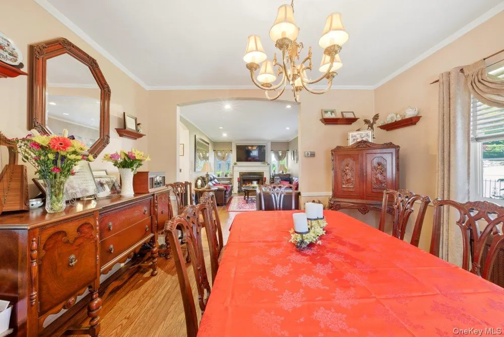 51 Cumberland Drive Yonkers, NY 10704
