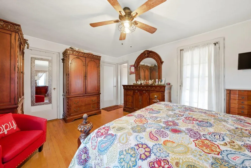 51 Cumberland Drive Yonkers, NY 10704